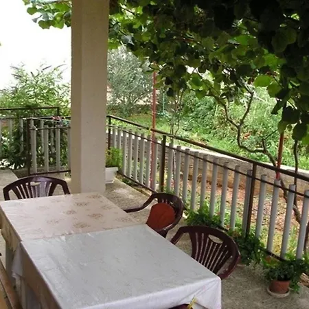 Apartman Vojna Biograd na Moru