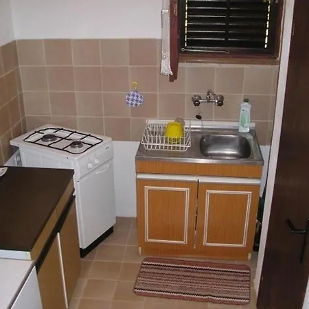 Apartman Vojna